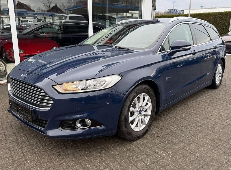 Gebraucht Ford Mondeo Titanium 120 PS (88 kW) 2017 Blau Kombi