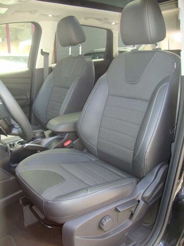 Gebraucht Ford Kuga Titanium 140 PS (102 kW) 2014 Schwarz metallic SUV