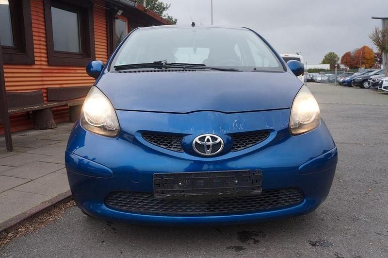 Gebraucht Toyota Aygo Cool 68 PS (50 kW) 2009 Blau Kleinwagen