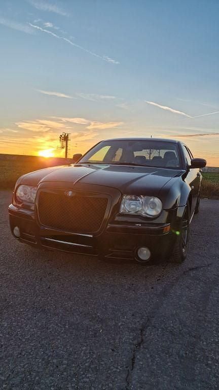 Schwarz Gebraucht 2007 Chrysler 300C Limousine | 4.250 € (Fairer Preis) - Bild 1/4