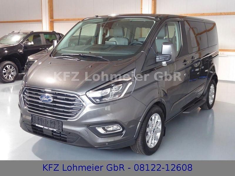 Gebraucht Ford Tourneo Titanium 170 PS (125 kW) 2019 Magneticgrau (metallic) Van / Kleinbus
