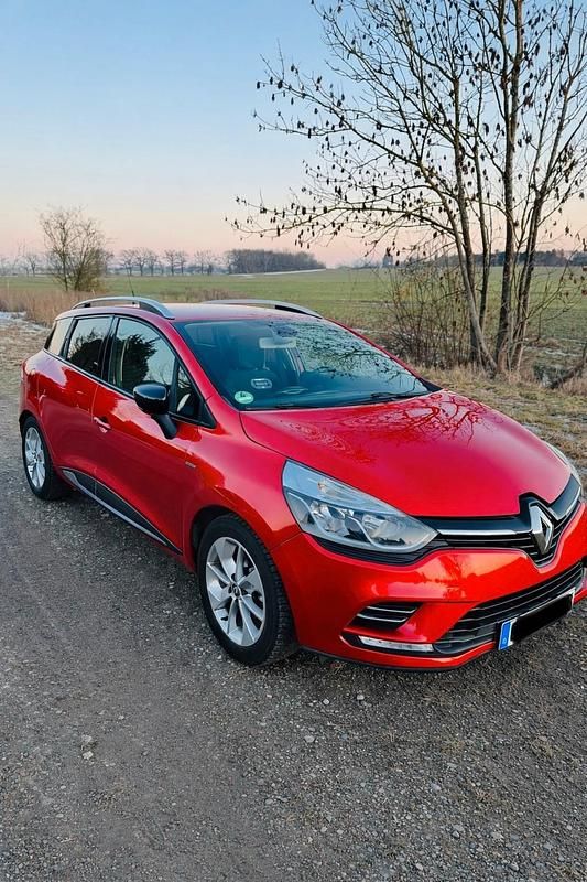 Gebraucht Renault Clio GrandTour 90 PS (66 kW) 2017 Rot Kombi