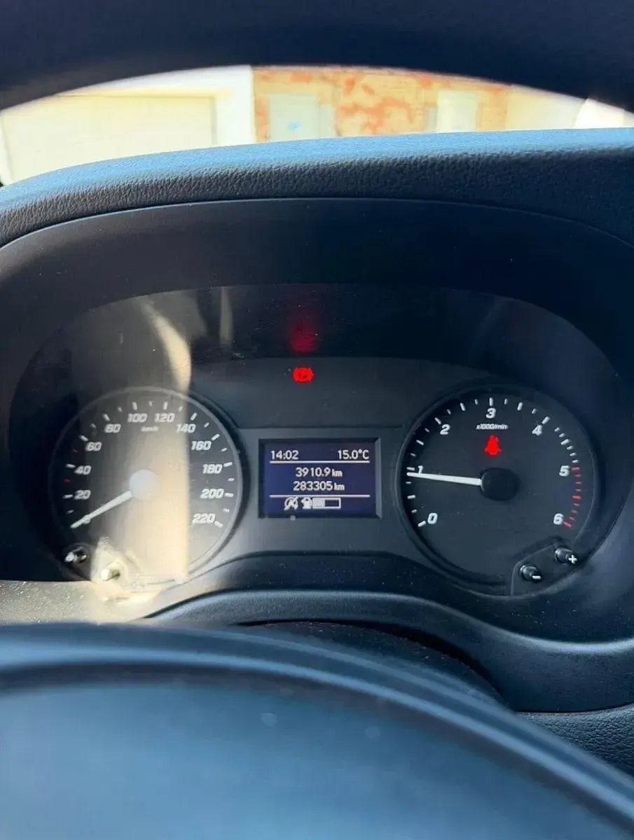 Gebraucht Mercedes Vito 102 PS (75 kW) 2021 Weiß Van