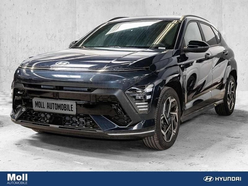Blau (denim blue / mic) Gebraucht 2024 Hyundai Kona N Line SUV | 35.190 € (Etwas zu teuer) - Bild 1/4