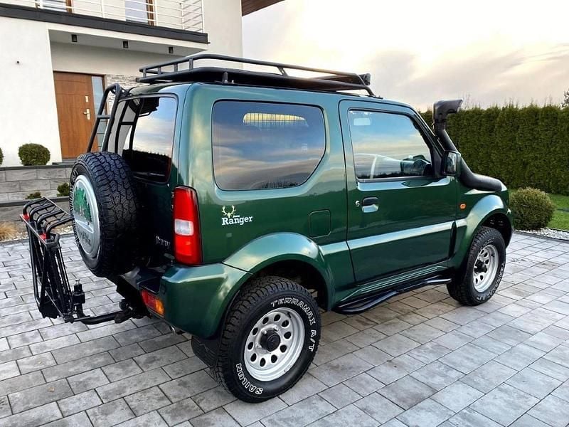 Second-hand Suzuki Jimny 86 CP (63 kW) 2010 Verde SUV
