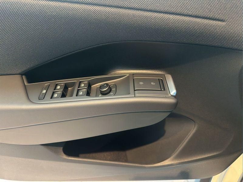 Gebraucht VW T-Roc 150 PS (110 kW) 2025 Weiß SUV