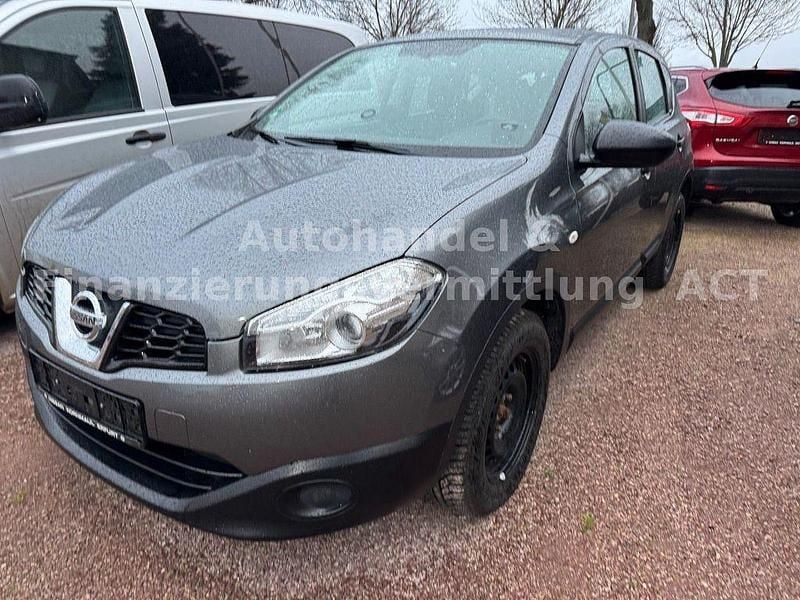 Gebraucht Nissan Qashqai 117 PS (86 kW) 2013 Grau SUV
