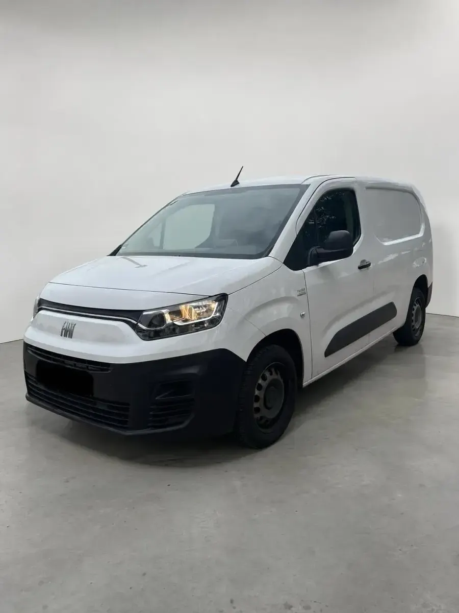 Gebraucht Fiat Doblò 102 PS (75 kW) 2024 Weiß Van / Kleinbus
