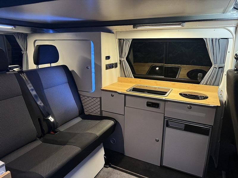 Gebraucht VW California California 110 PS (80 kW) 2021 Weiß Van