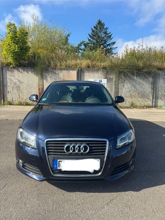 Blau Gebraucht 2009 Audi A3 Sportback Sport Limousine | 3.500 € (Guter Preis) - Bild 1/4