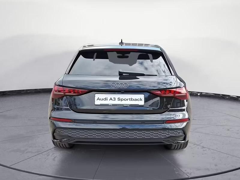 Neu Audi A3 Sportback Advanced 150 PS (110 kW) 2026 Schwarz Kleinwagen