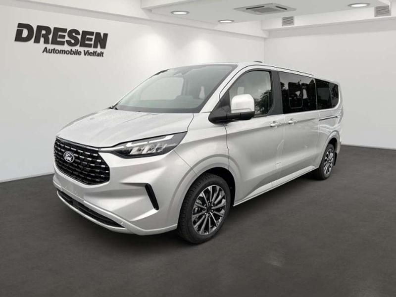 Silber Neu 2025 Ford Tourneo Custom Titanium Van / Kleinbus | 67.950 € - Bild 1/4