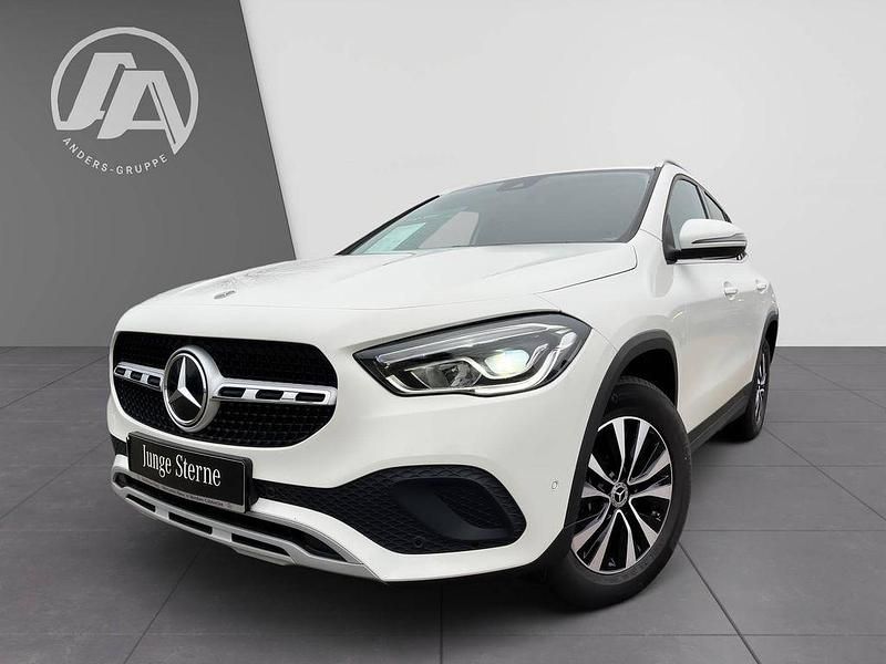 Gebraucht Mercedes GLA250 Style 160 PS (117 kW) 2022 Polarweiss SUV
