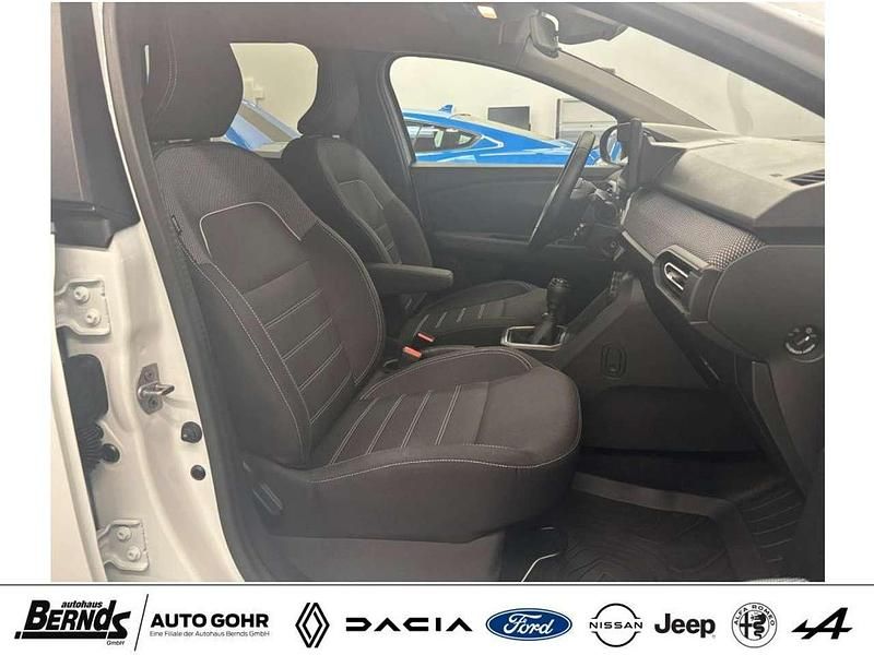 Gebraucht Dacia Jogger Expression 91 PS (66 kW) 2024 Arktisweiß (369) Van / Kleinbus