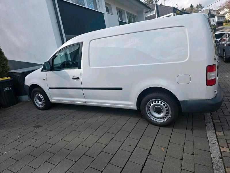 Gebraucht VW Caddy Maxi 105 PS (77 kW) 2010 Weiß Van / Kleinbus
