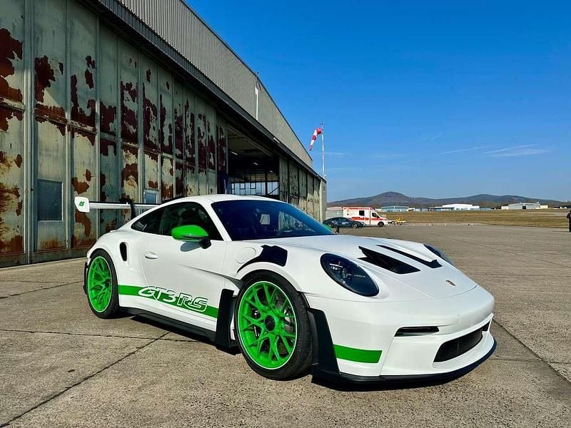 Weiß Gebraucht 2024 Porsche 911 GT3 RS Coupé | 315.000 € (Fairer Preis) - Bild 1/4