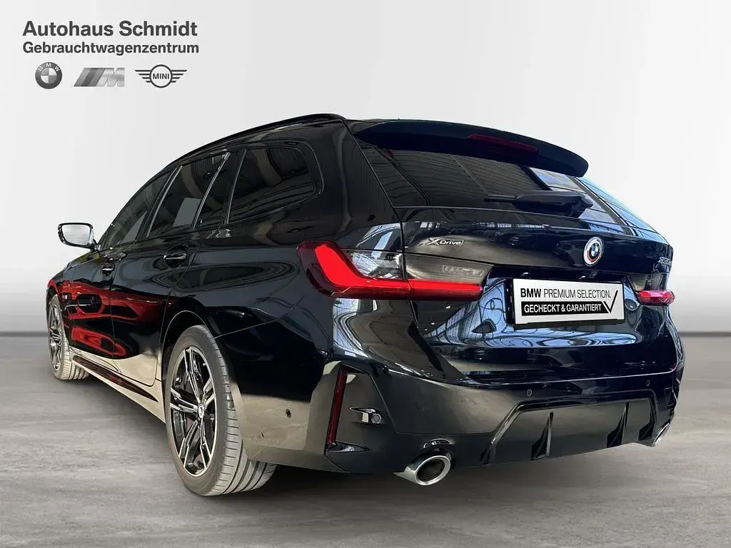 Gebraucht BMW 330 M Sport 184 PS (135 kW) 2023 Schwarz Limousine