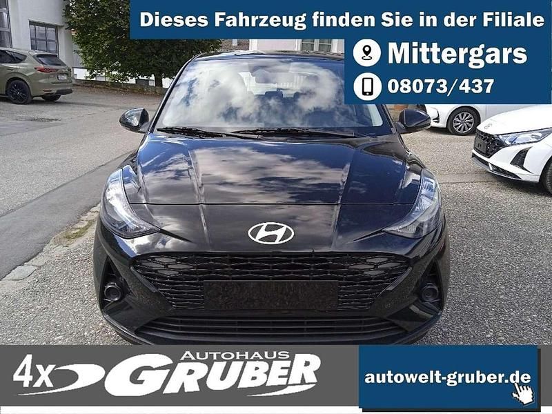 Neu Hyundai i10 Trend 63 PS (46 kW) 2025 Phantom black Kleinwagen