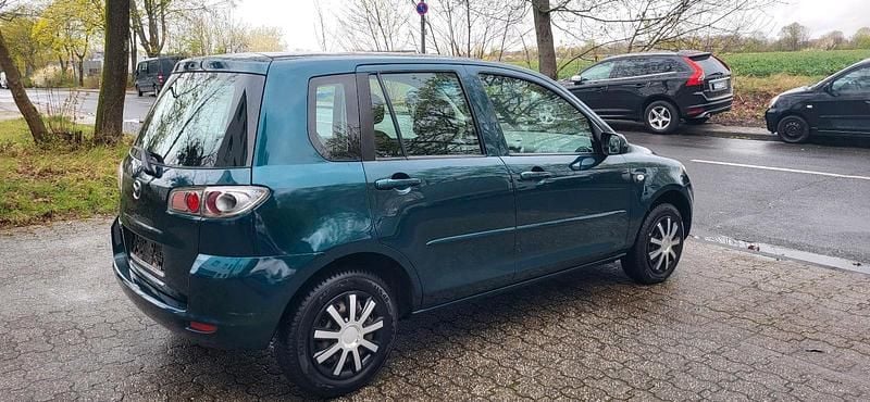 Gebraucht Mazda 2 80 PS (58 kW) 2007 Grün Kleinwagen