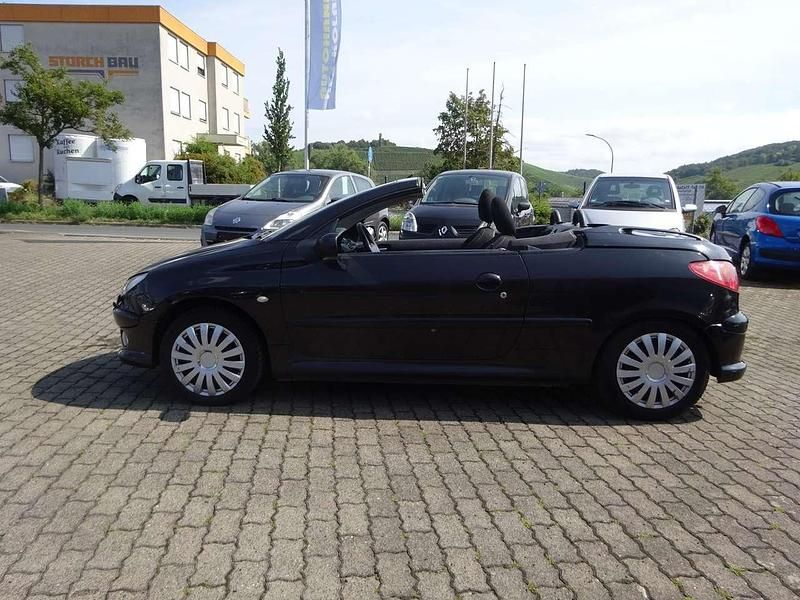 Gebraucht Peugeot 206 109 PS (80 kW) 2004 Schwarz Cabrio