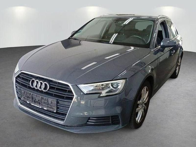 Andere Gebraucht 2016 Audi A3 Comfort Limousine | 9.900 € (Fairer Preis) - Bild 1/4
