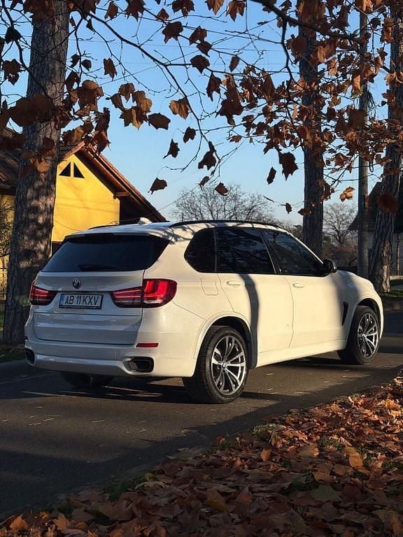 Gebraucht BMW X5 M50 Performance 381 PS (280 kW) 2016 Weiß SUV