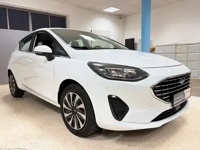 Gebraucht Ford Fiesta Titanium 101 PS (74 kW) 2023 Weiß Limousine