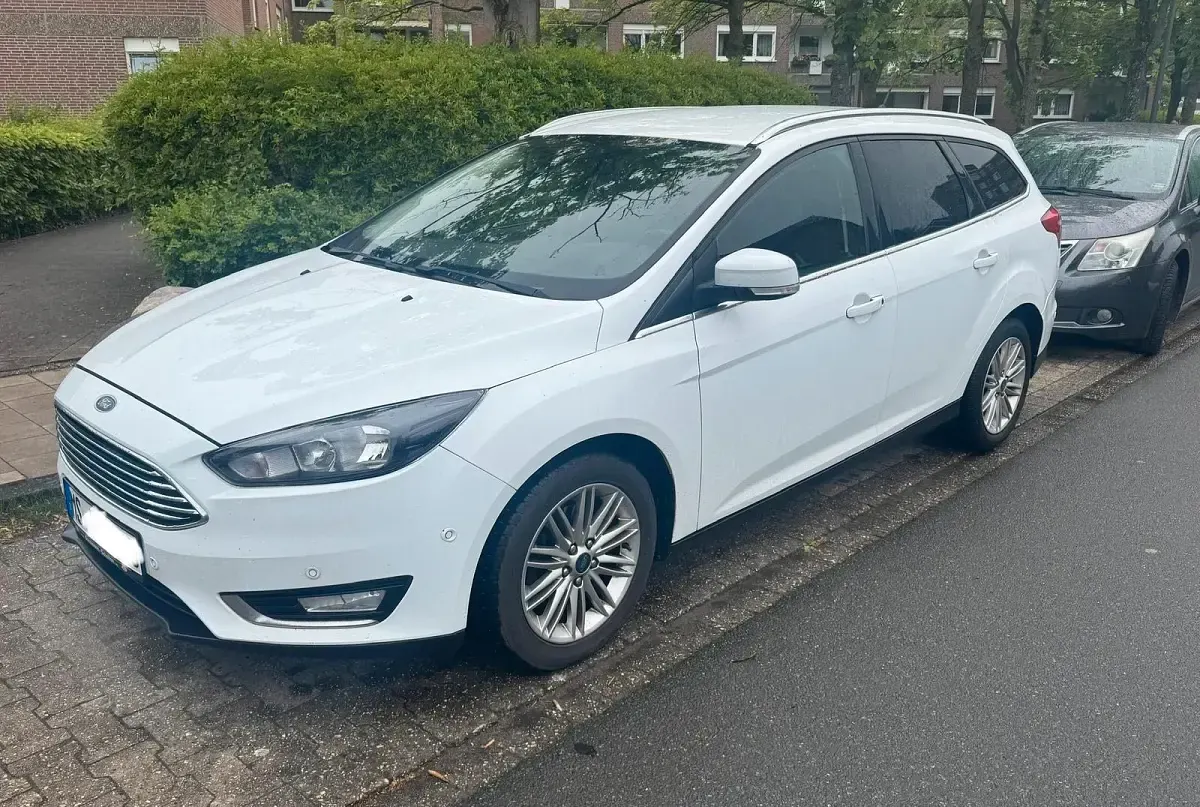 Używany Ford Focus 120 KM (88 kW) 2017 Biały Kombi