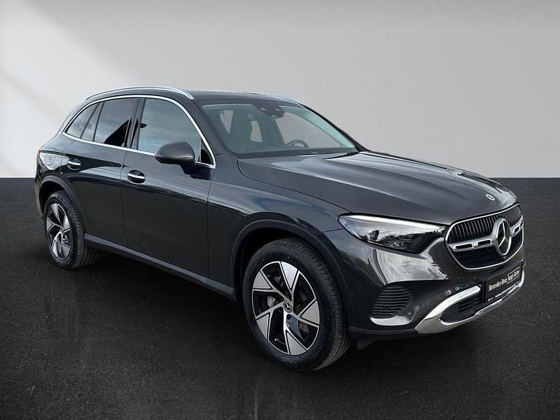 Gebraucht Mercedes GLC400d 381 PS (280 kW) 2024 Grau SUV
