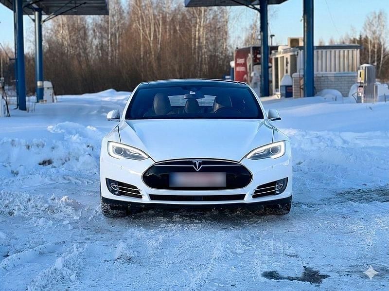 Gebraucht Tesla Model S 508 kW (691 PS) 2015 Weiß Kleinwagen