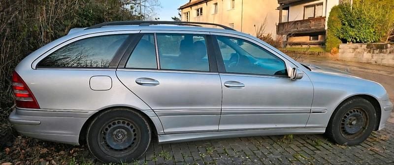 Gebraucht Mercedes C220 150 PS (110 kW) 2006 Silber Kombi