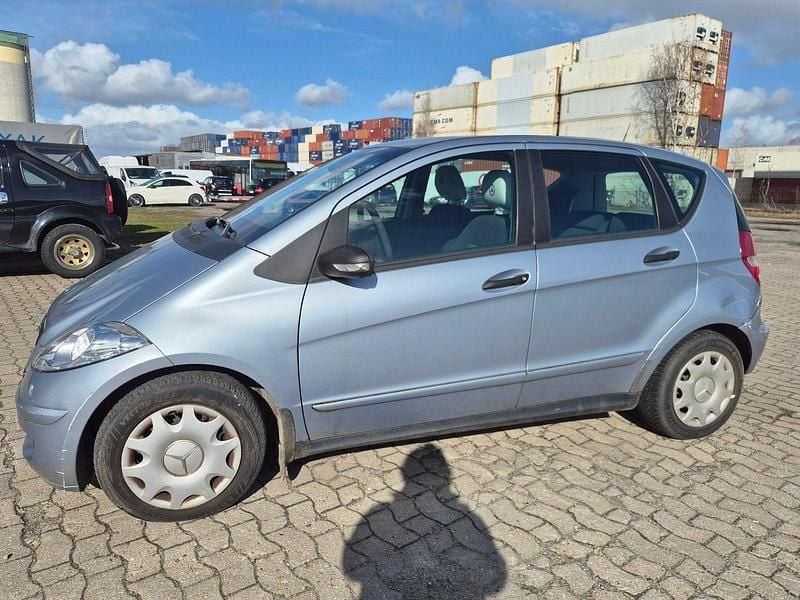 Gebraucht Mercedes A160 82 PS (60 kW) 2006 Blau Kleinwagen
