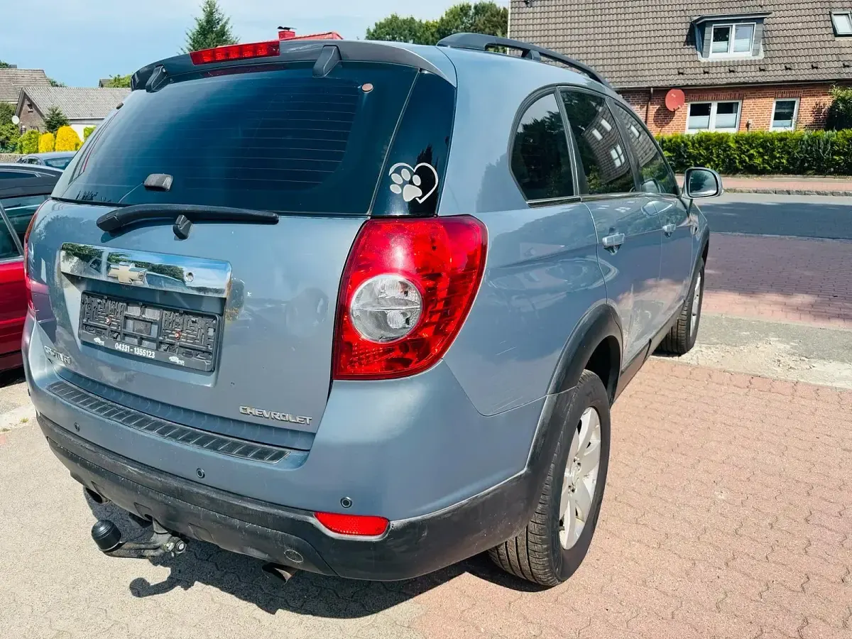 Gebraucht Chevrolet Captiva 167 PS (122 kW) 2011 Grau SUV