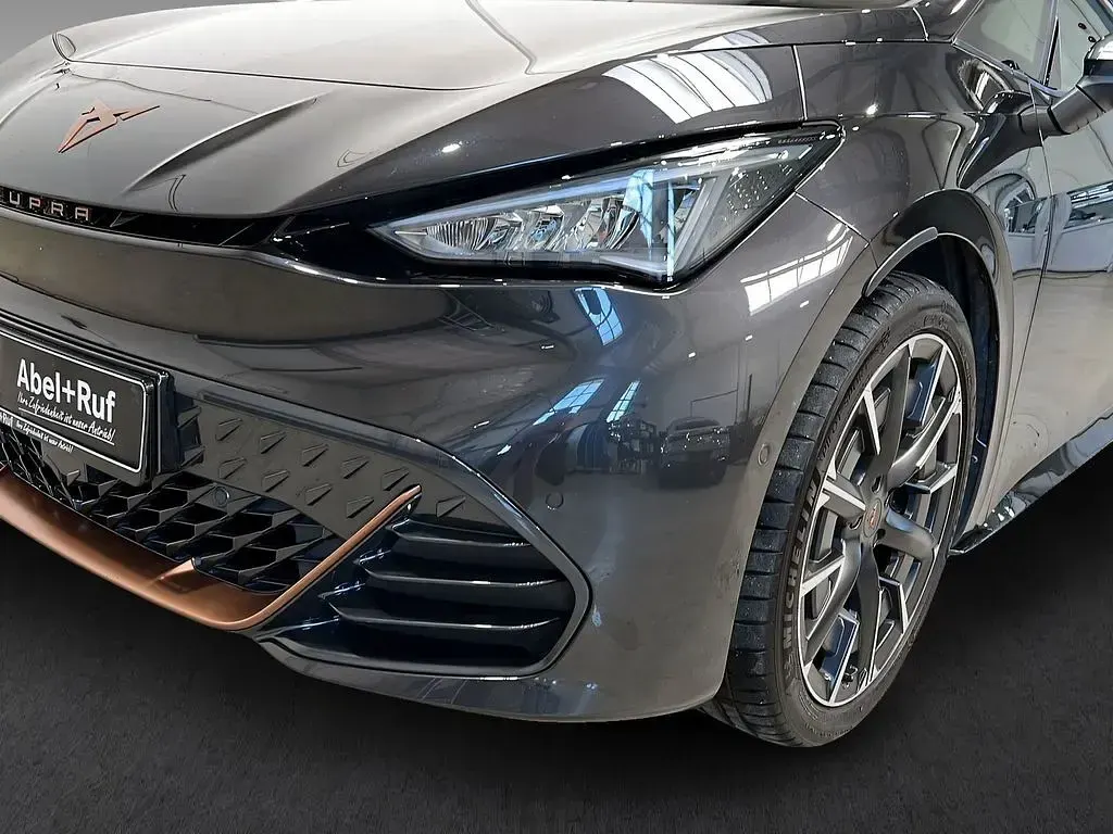 Second-hand Cupra Born 169 kW (231 CP) 2022 Gri Hatchback