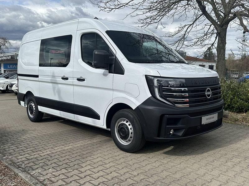 Neu Nissan Interstar 143 PS (105 kW) 2025 Weiß Van