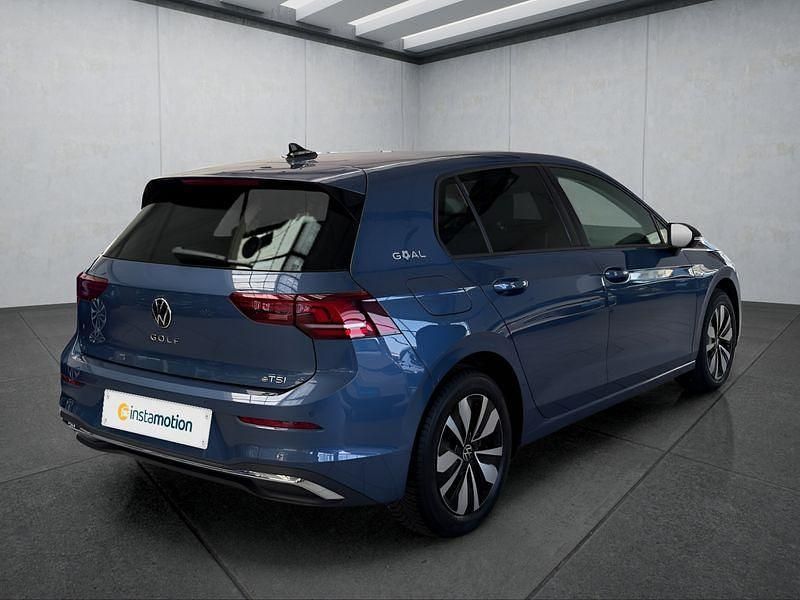 Gebraucht VW Golf VIII 150 PS (110 kW) 2025 Blau Kleinwagen
