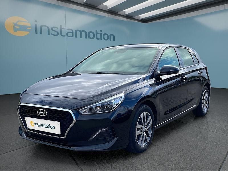 Schwarz Gebraucht 2020 Hyundai i30 Limousine | 16.949 € (Guter Preis) - Bild 1/4