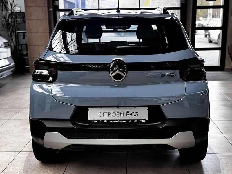 Neu Citroën e-C3 83 kW (113 PS) 2025 Blau Limousine