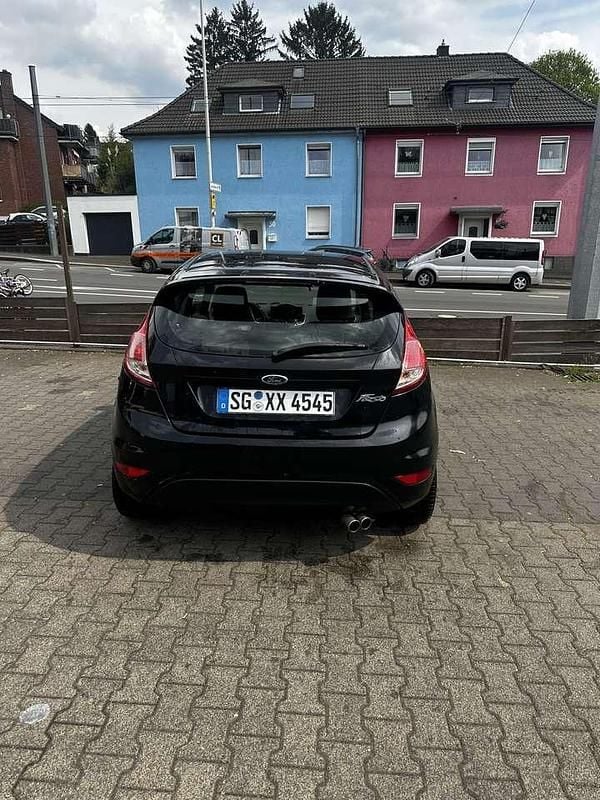 Używany Ford Fiesta Trend 60 KM (44 kW) 2014 Hatchback