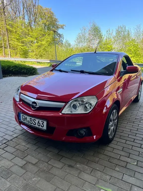 Gebraucht Opel Tigra 90 PS (66 kW) 2006 Rot Cabrio