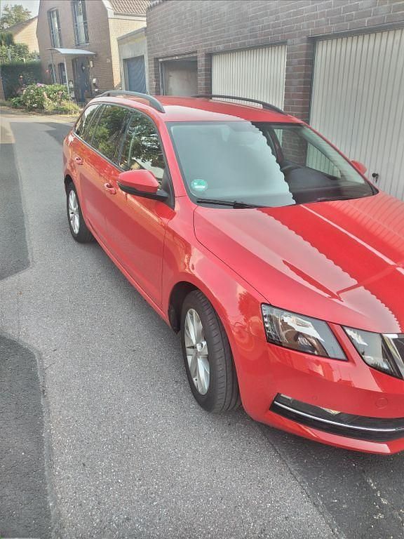 Gebraucht 2018 Skoda Octavia G-TEC Style Kombi | 15.950 € (Fairer Preis) - Bild 1/4
