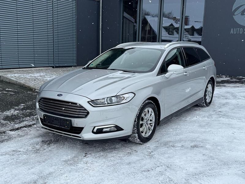 Silber Gebraucht 2017 Ford Mondeo Kombi | 9.950 € (Superpreis) - Bild 1/4