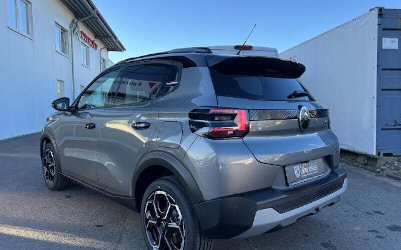 Neu Citroën e-C3 83 kW (113 PS) 2025 Grau Limousine
