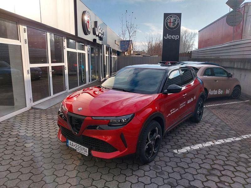 Gebraucht Alfa Romeo GT Junior Edizione Speciale 136 PS (100 kW) 2024 Rot SUV