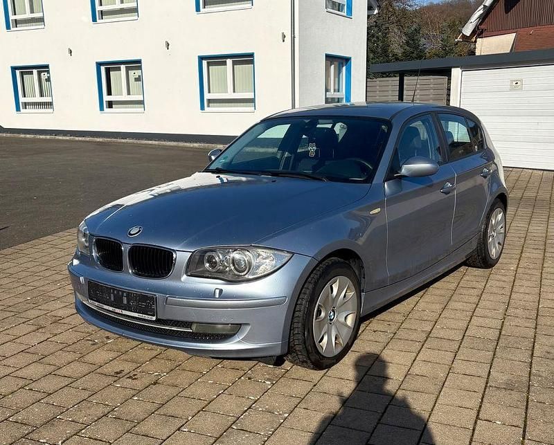 Gebraucht BMW 116 122 PS (89 kW) 2008 Silber Kleinwagen