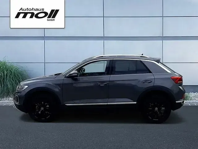 Gebraucht VW T-Roc Style 150 PS (110 kW) 2023 Indiumgrau SUV