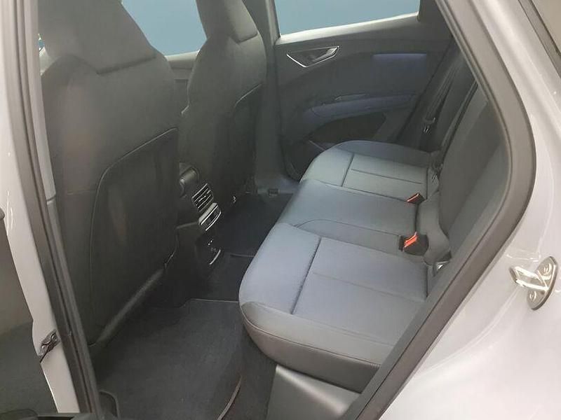 Gebraucht Audi Q4 e-tron 150 kW (204 PS) 2025 Grau SUV