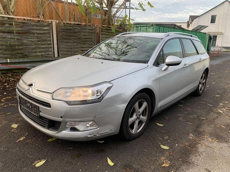 Silber Gebraucht 2012 Citroën C5 Exclusive Kombi | 1.550 € (Fairer Preis) - Bild 1/4