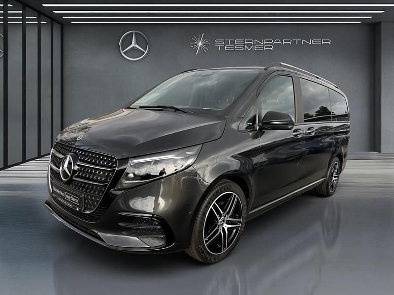 Grau Gebraucht 2025 Mercedes V300 Avantgarde Van / Kleinbus | 86.800 € (Fairer Preis) - Bild 1/3