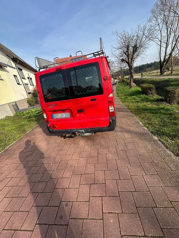 Gebraucht Ford Transit 2012 Rot Van / Kleinbus
